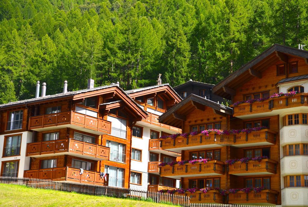 Jaegerhof Serviced Apartements ツェルマット 部屋 写真