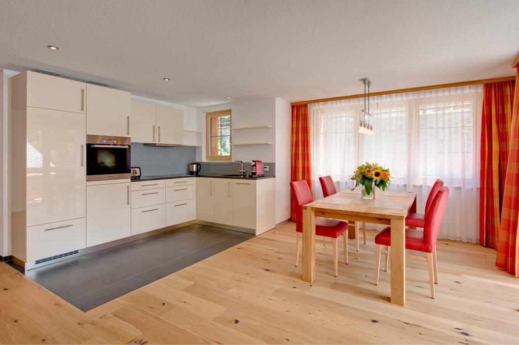 Jaegerhof Serviced Apartements ツェルマット 部屋 写真