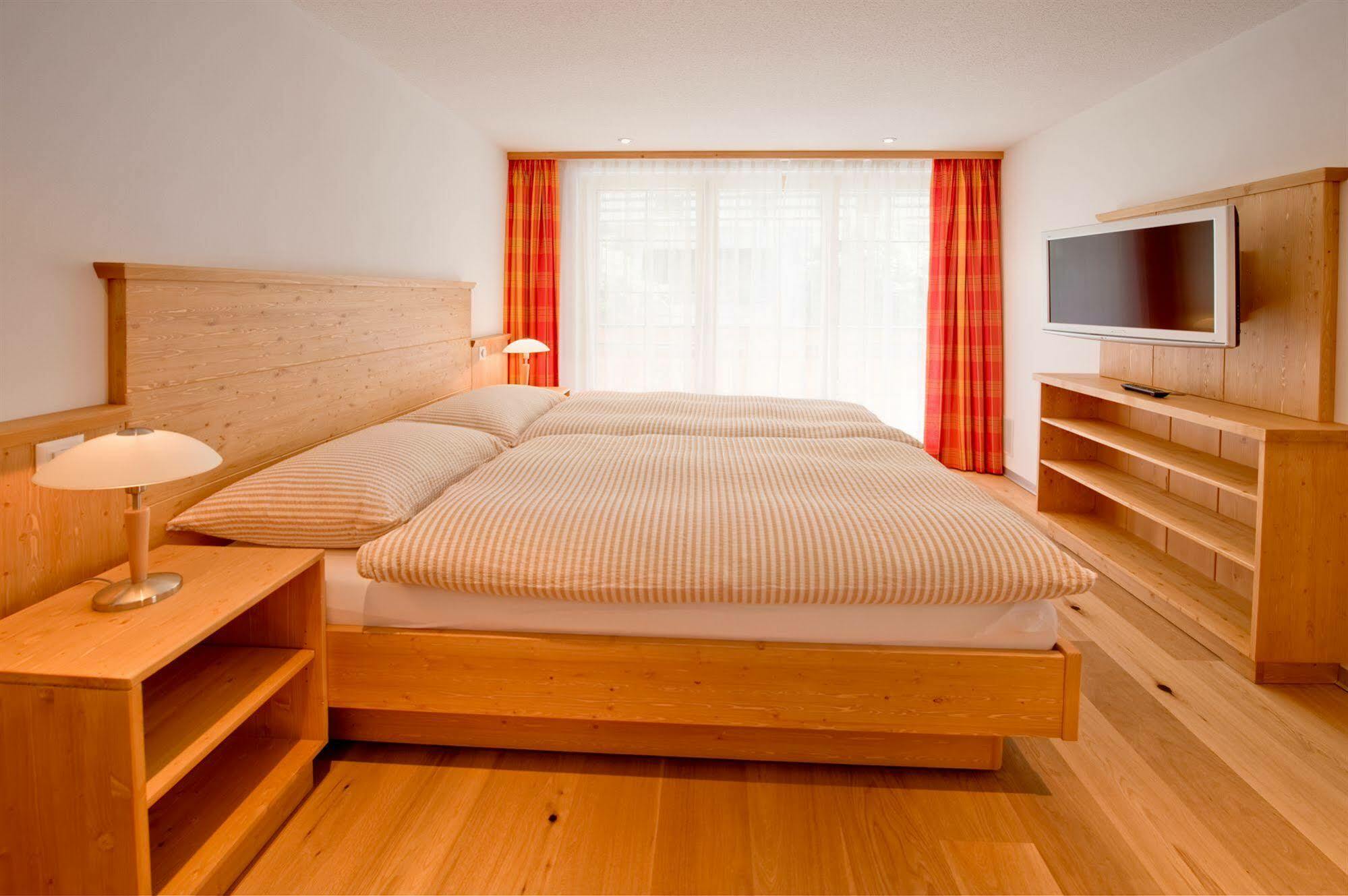 Jaegerhof Serviced Apartements ツェルマット エクステリア 写真